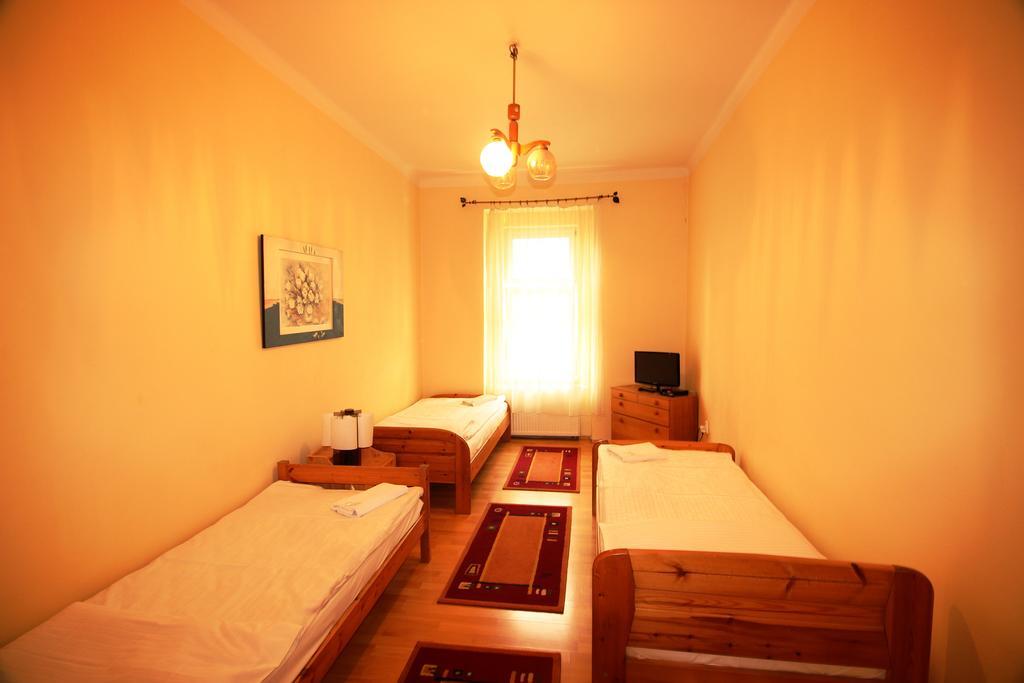 Pension Berg Praha Ruang foto