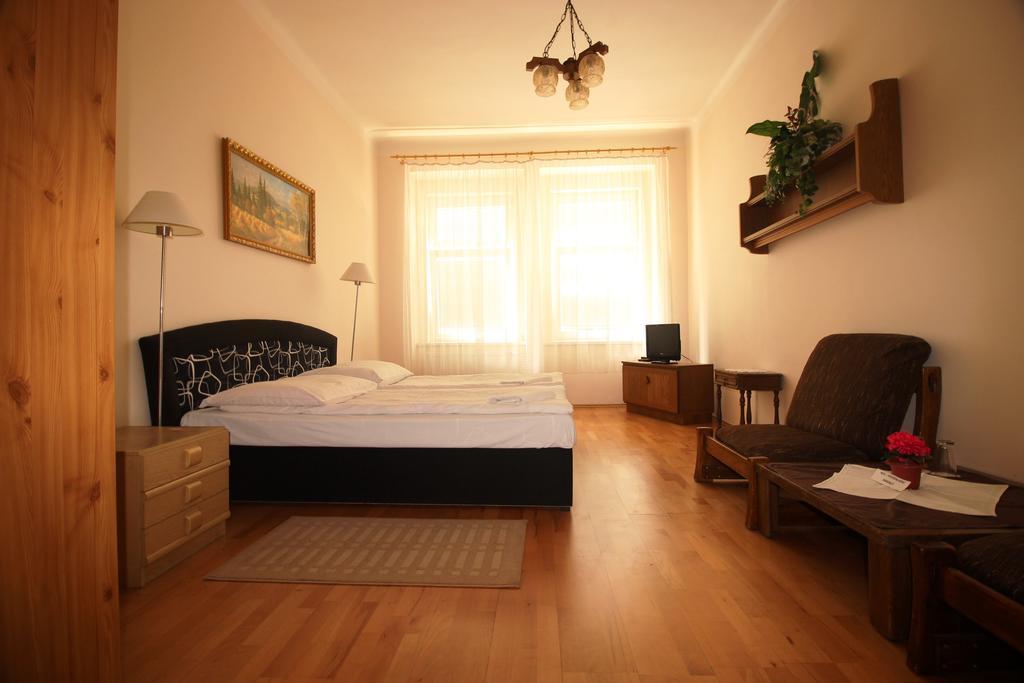 Pension Berg Praha Ruang foto